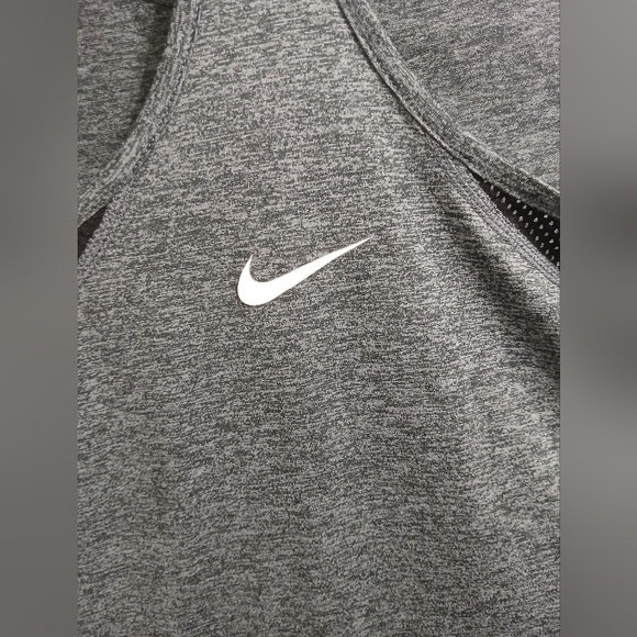 Nike Women's Gray Tank Top - Picture 8 of 11